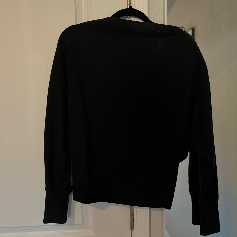 We The Free Black Off The Shoulder One Shoulder Zip Top - Picture 2 of 5